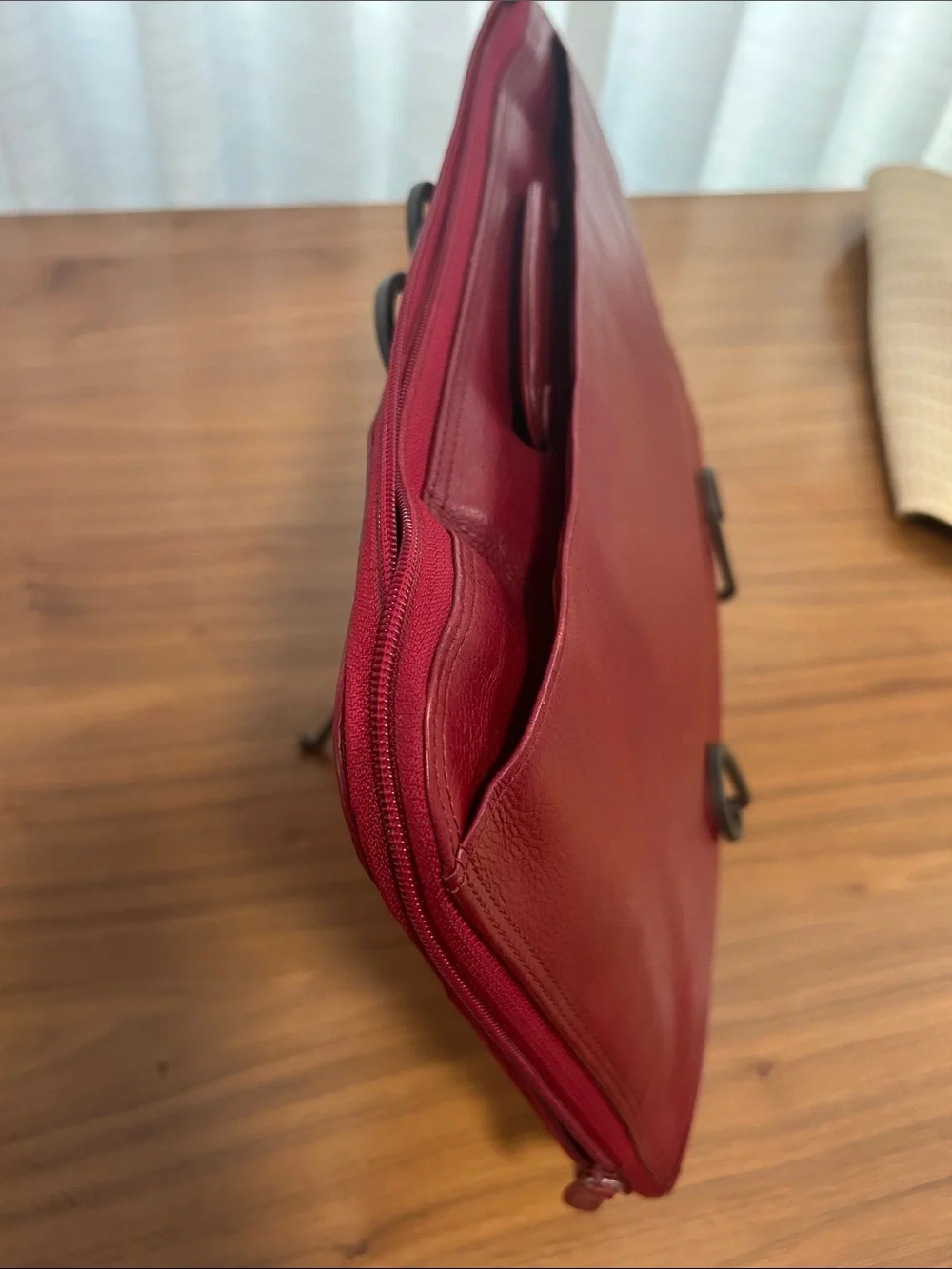 Wilsons Leather sleek leather